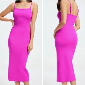 NWT Good American Scuba Spaghetti Midi Dress in FuchsiaPink Sz 5 (XXL)